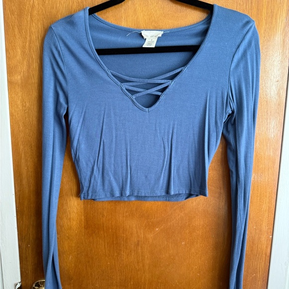 Wet Seal Tops - Wet Seal Blue Long Sleeve Crop Top